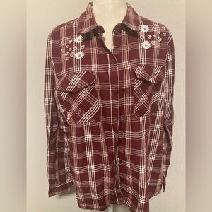 dip Maroon & White Plaid Button-Up Shirt